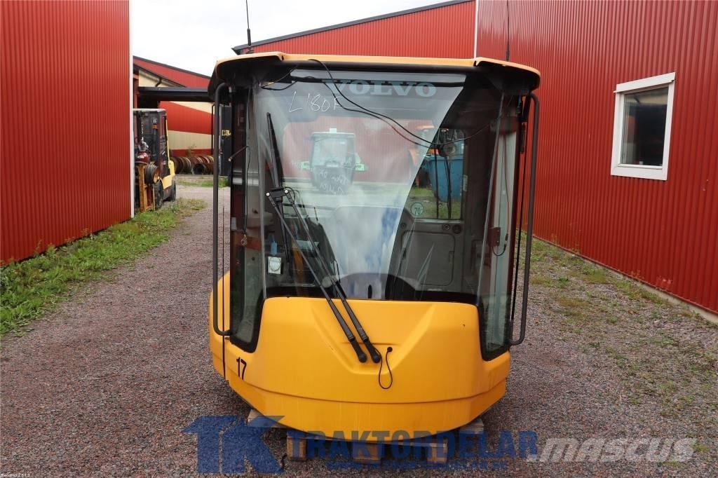 Volvo L 180 F Kabīnes un interjers