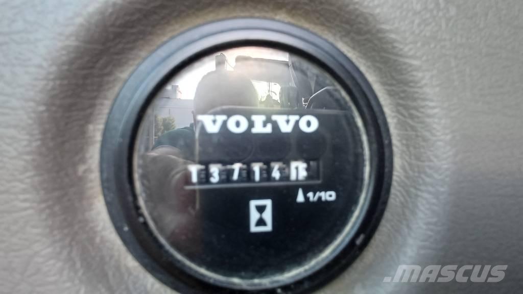 Volvo ECR 88 D Kāpurķēžu ekskavatori