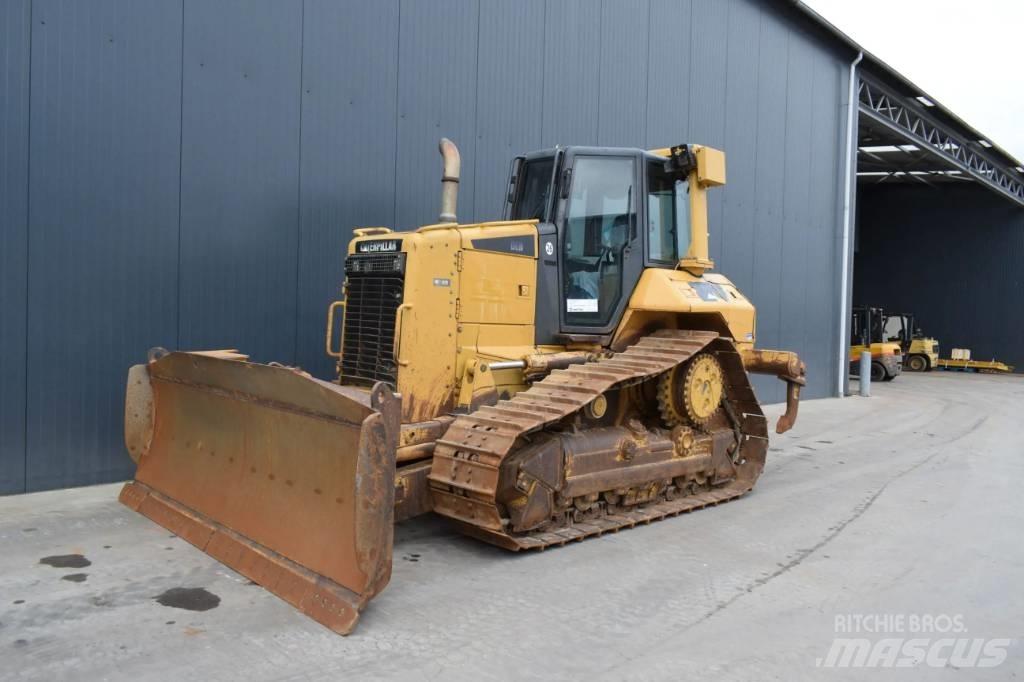 CAT D6N XL Kāpurķēžu buldozeri