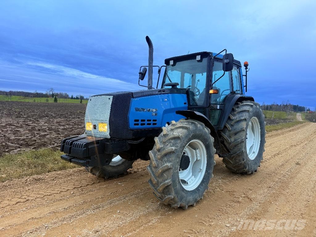 Valtra 8150 Traktori
