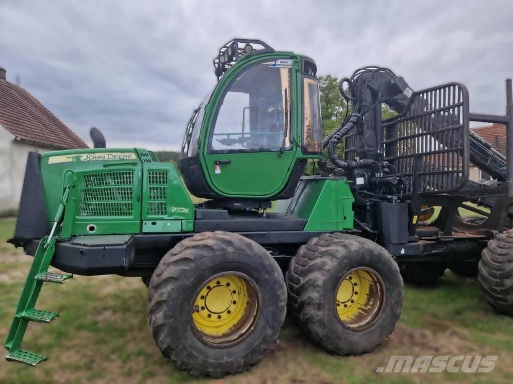 John Deere 1110 E Forvarderi