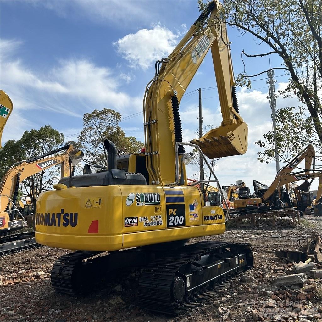 Komatsu PC200-8MO Kāpurķēžu ekskavatori