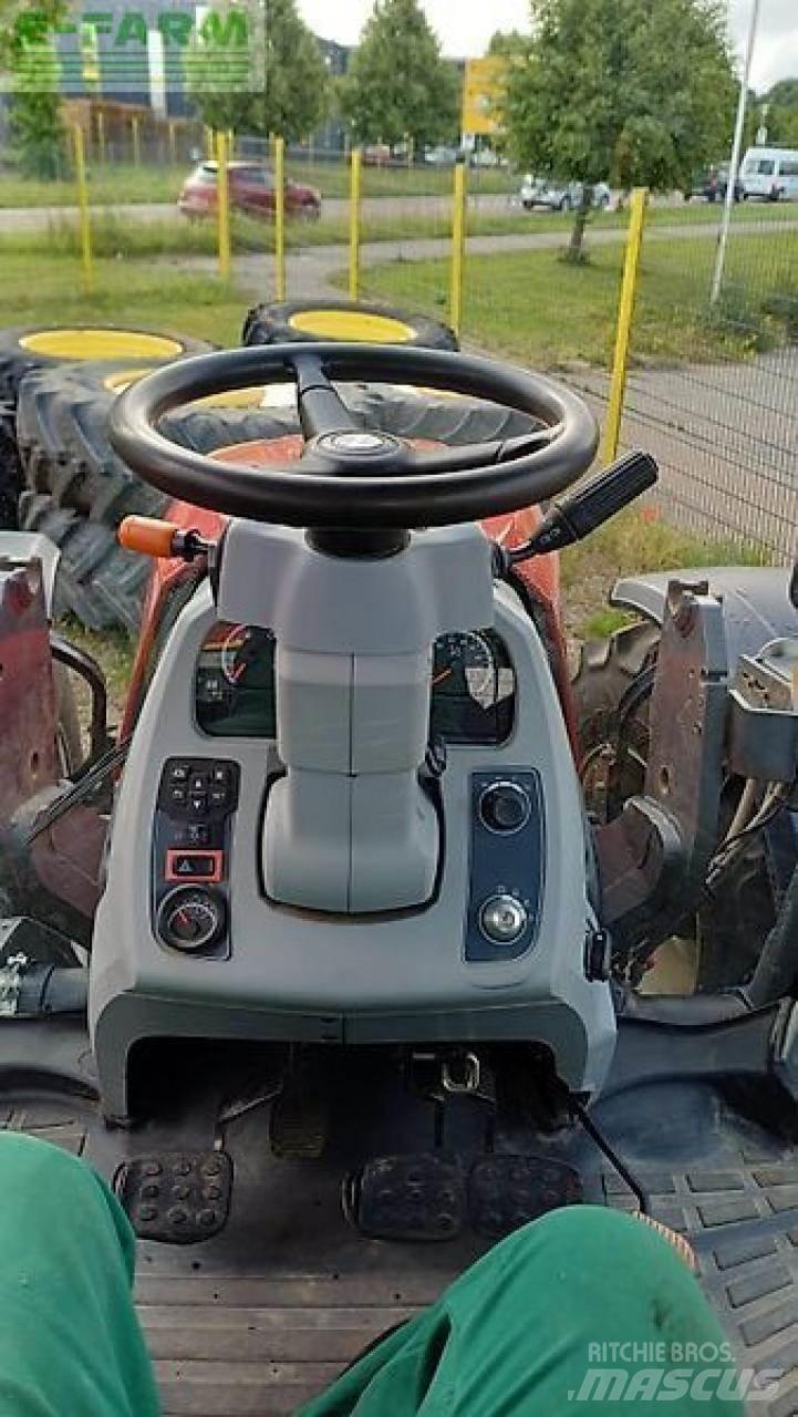 Valtra n174 Traktori