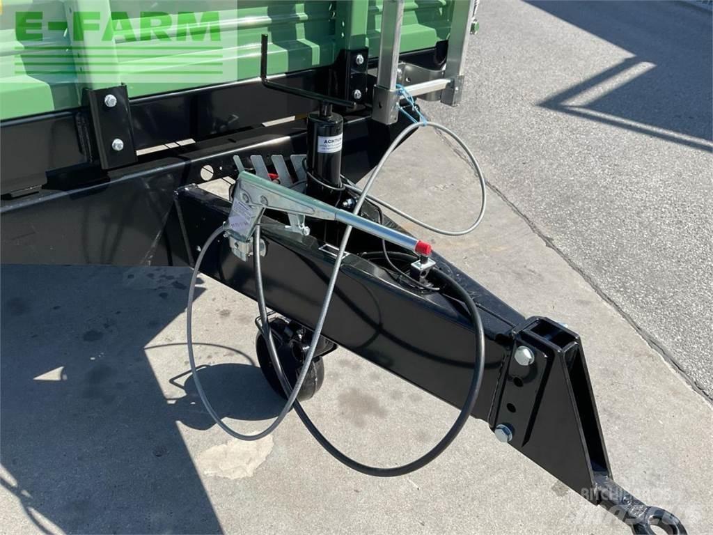 Brantner E 6535 Standarta piekabes