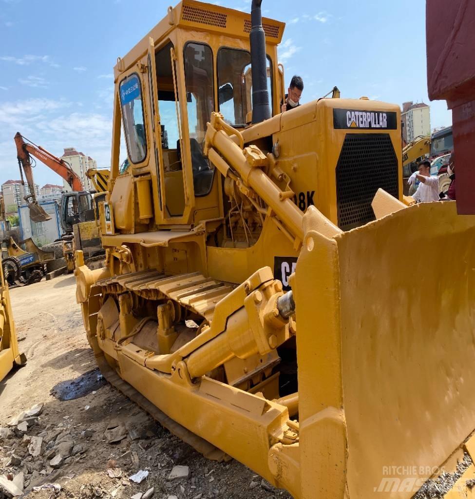 CAT D 8 K Kāpurķēžu buldozeri