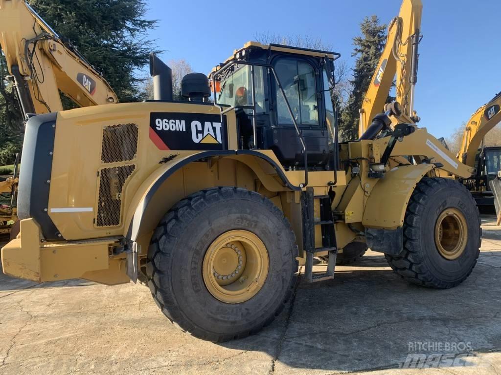 CAT 966 M Iekrāvēji uz riteņiem