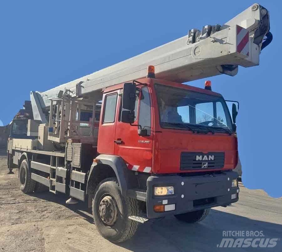 MAN LE18.280 Pacēlāji uz automašīnas bāzes