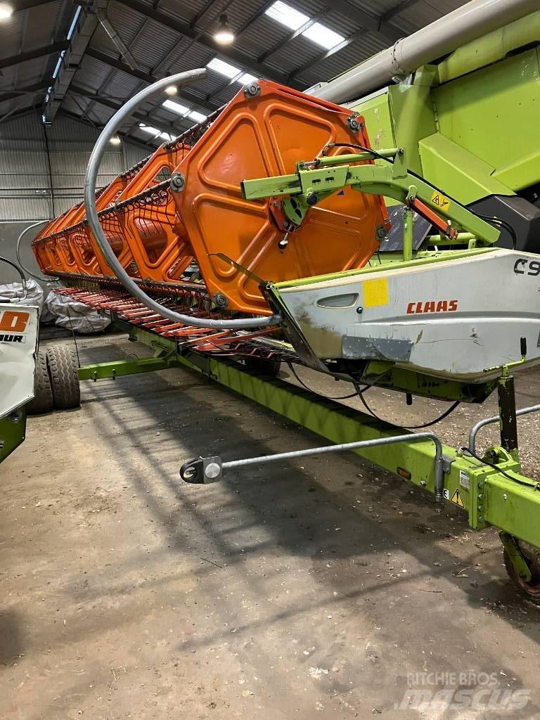 CLAAS C 900 Ražas novākšanas galvas