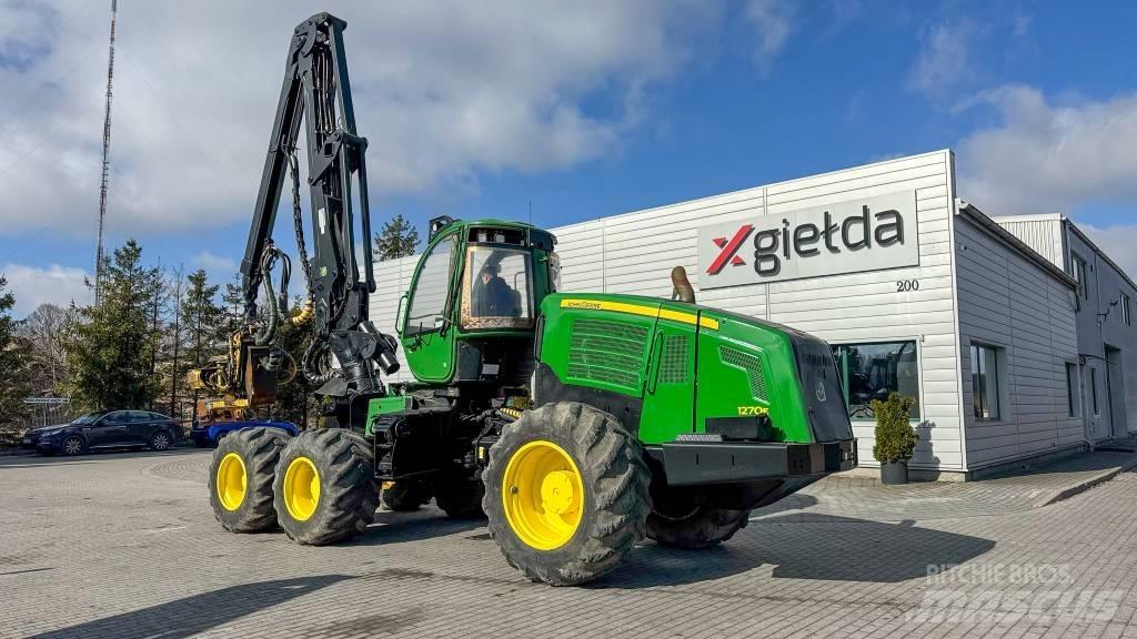 John Deere 1270 E Harvesteri