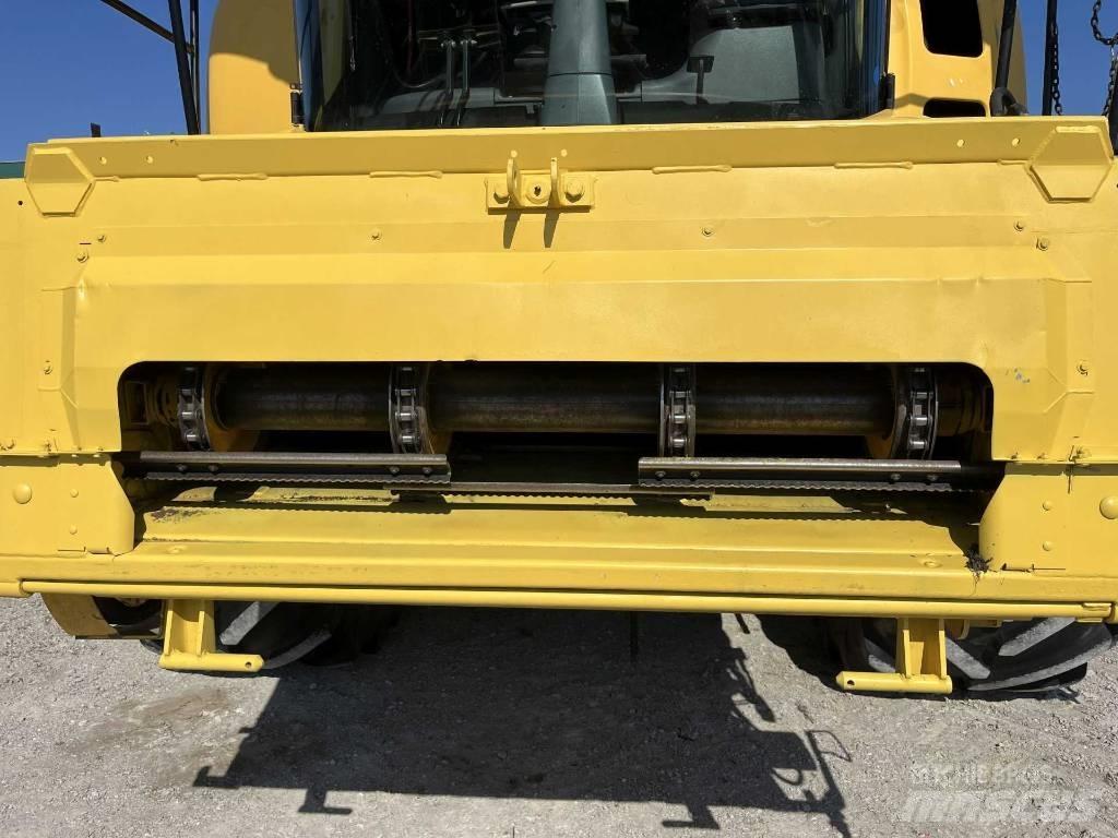 New Holland CX8.80 Ražas novākšanas kombaini
