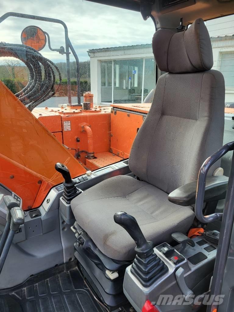 Doosan DX 140 LCR-3 Kāpurķēžu ekskavatori