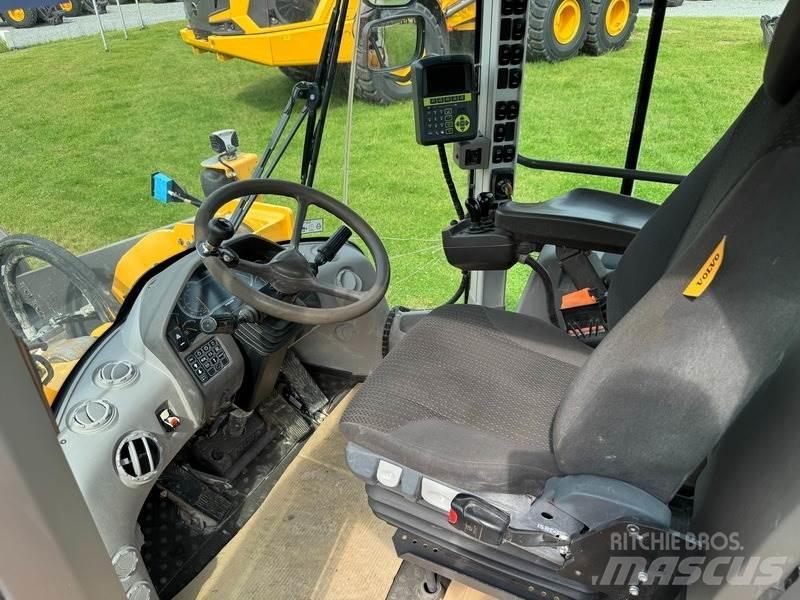 Volvo L 180 H Iekrāvēji uz riteņiem