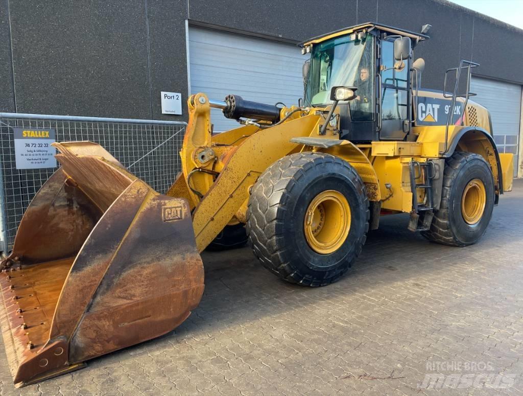 CAT 972K Iekrāvēji uz riteņiem