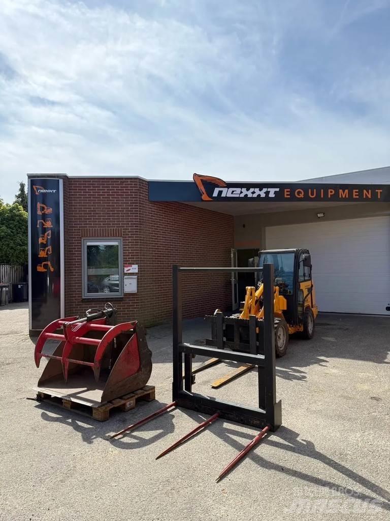 Schäffer 2428 Mini iekrāvēji