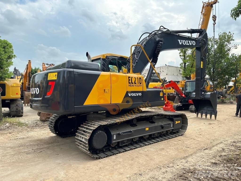 Volvo EC 210 B LC Kāpurķēžu ekskavatori