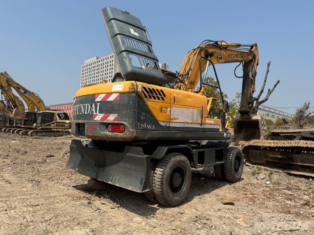 Hyundai R150W-9 Ekskavatori uz riteņiem