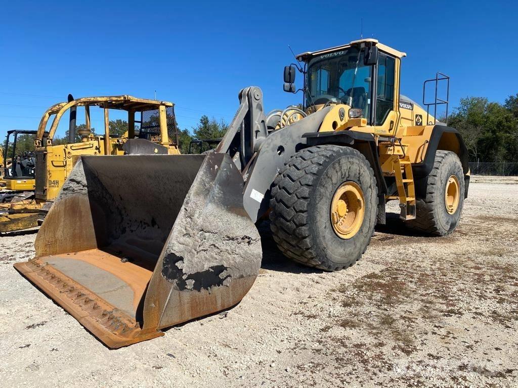 Volvo L 220 H Iekrāvēji uz riteņiem