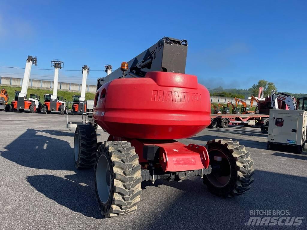 Manitou 200 ATJ Strēles pacēlāji