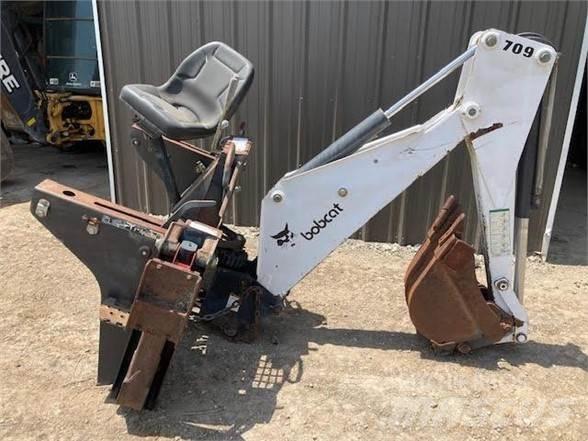 Bobcat 709 FDS Lietoti riteņu kompaktiekrāvēji