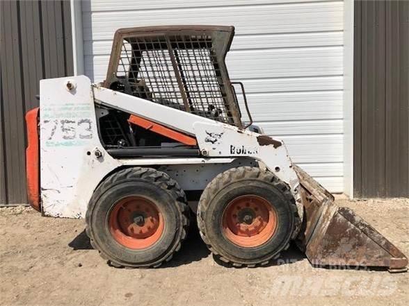 Bobcat 753 Lietoti riteņu kompaktiekrāvēji