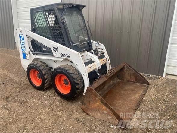 Bobcat 753 Lietoti riteņu kompaktiekrāvēji