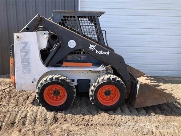 Bobcat 7753 Lietoti riteņu kompaktiekrāvēji
