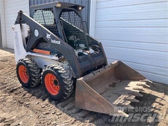 Bobcat 7753 Lietoti riteņu kompaktiekrāvēji