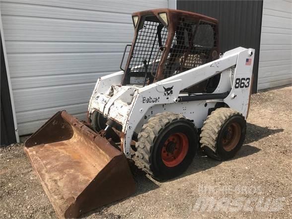 Bobcat 863 Lietoti riteņu kompaktiekrāvēji