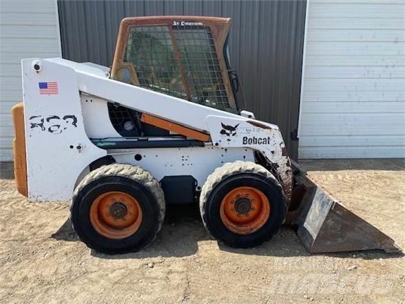 Bobcat 863 Lietoti riteņu kompaktiekrāvēji