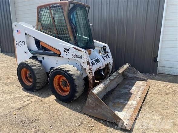 Bobcat 863 Lietoti riteņu kompaktiekrāvēji