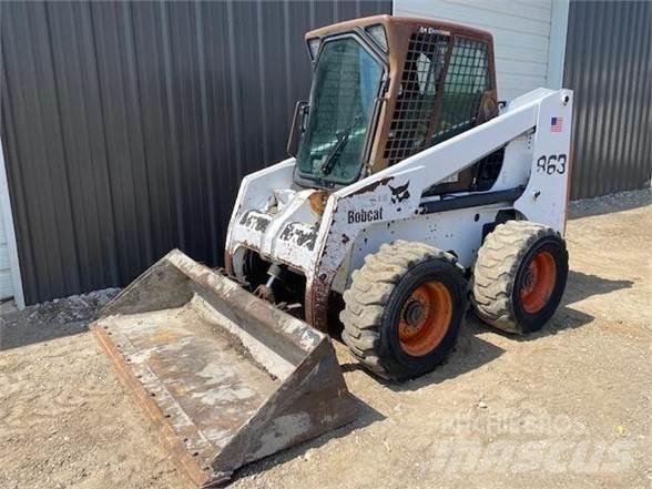 Bobcat 863 Lietoti riteņu kompaktiekrāvēji