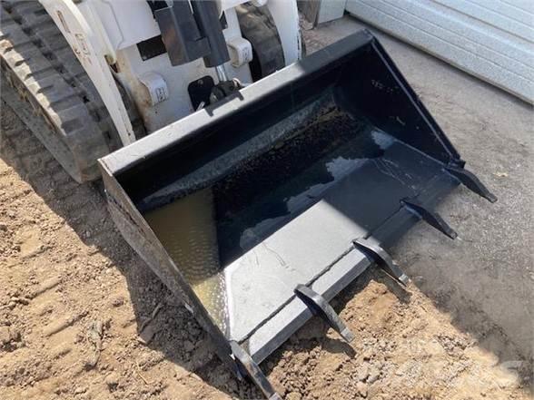 Bobcat MT55 Lietoti riteņu kompaktiekrāvēji