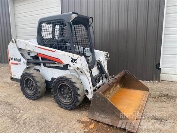 Bobcat S510 Lietoti riteņu kompaktiekrāvēji