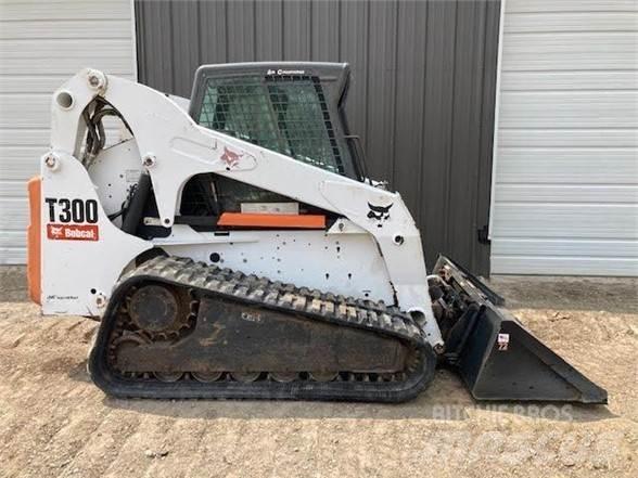 Bobcat T300 Lietoti riteņu kompaktiekrāvēji