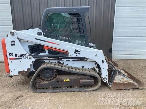 Bobcat T450 Lietoti riteņu kompaktiekrāvēji