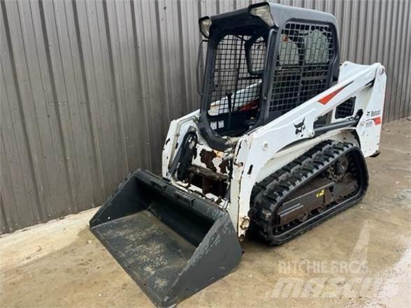 Bobcat T450 Lietoti riteņu kompaktiekrāvēji