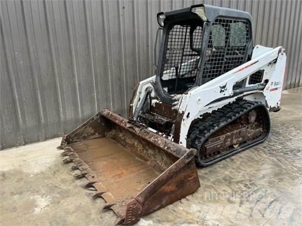 Bobcat T450 Lietoti riteņu kompaktiekrāvēji
