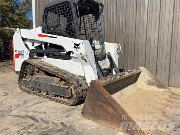 Bobcat T550 Lietoti riteņu kompaktiekrāvēji