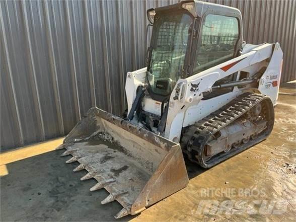 Bobcat T550 Lietoti riteņu kompaktiekrāvēji