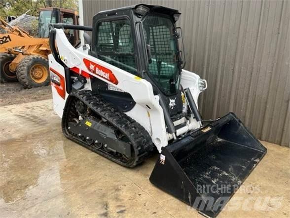 Bobcat T64 Lietoti riteņu kompaktiekrāvēji