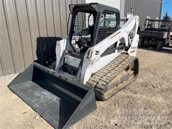 Bobcat T650 Lietoti riteņu kompaktiekrāvēji
