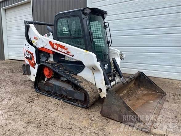 Bobcat T66 Lietoti riteņu kompaktiekrāvēji