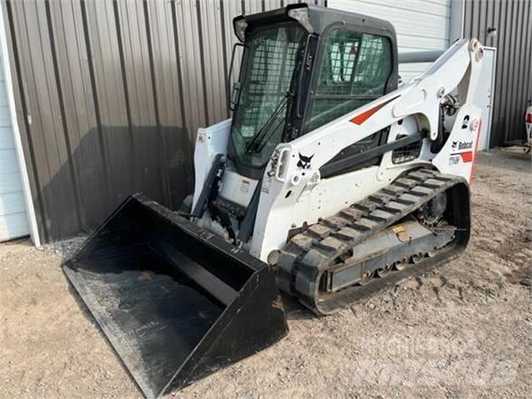 Bobcat T740 Lietoti riteņu kompaktiekrāvēji
