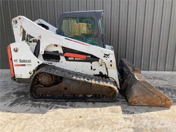 Bobcat T750 Lietoti riteņu kompaktiekrāvēji