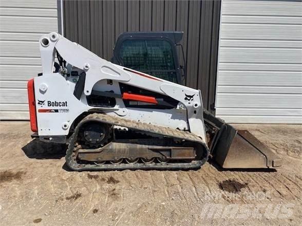 Bobcat T750 Lietoti riteņu kompaktiekrāvēji