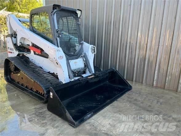 Bobcat T750 Lietoti riteņu kompaktiekrāvēji