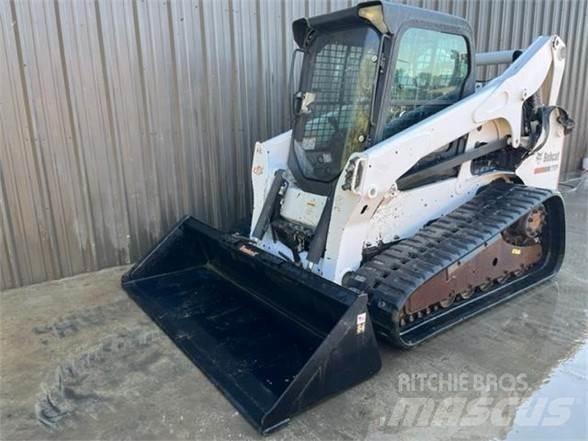Bobcat T750 Lietoti riteņu kompaktiekrāvēji