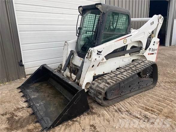 Bobcat T870 Lietoti riteņu kompaktiekrāvēji