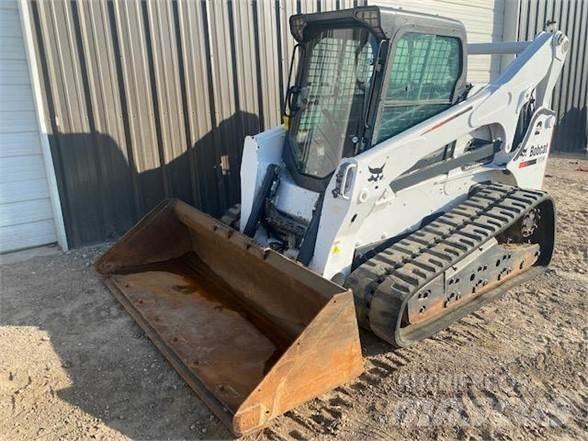 Bobcat T870 Lietoti riteņu kompaktiekrāvēji