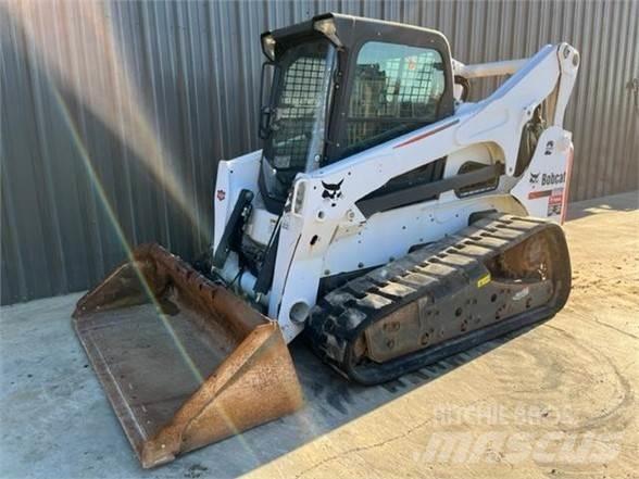 Bobcat T870 Lietoti riteņu kompaktiekrāvēji